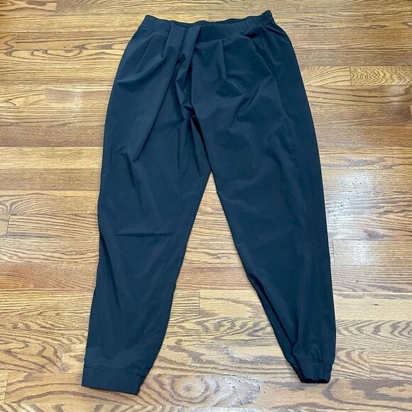 Lululemon Wrapped Waist Cropped Pants | No Size Tag - Picture 1 of 2